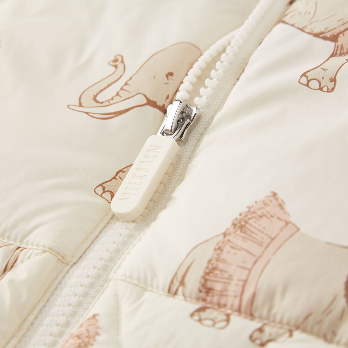 utu Elephant Lightweight Down Hooded Jumpsuit Zipper