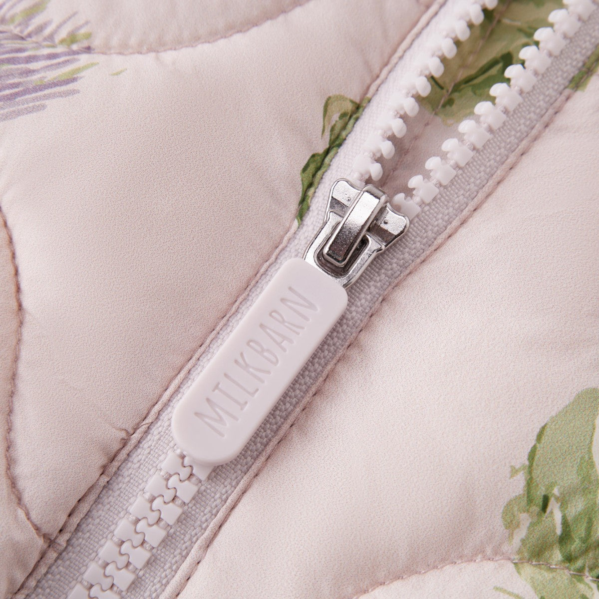 Artichoke Lightweight Down Vest Zipper