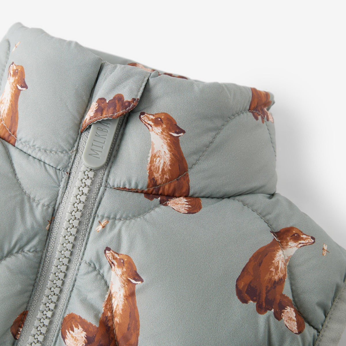 Fox Quilted Lightweight Down Vest Collar