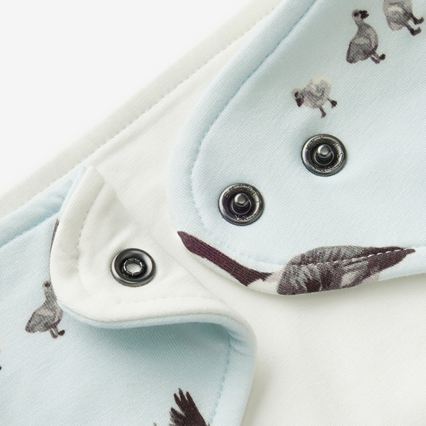 Goose Luxe Stretch Kerchief Bib