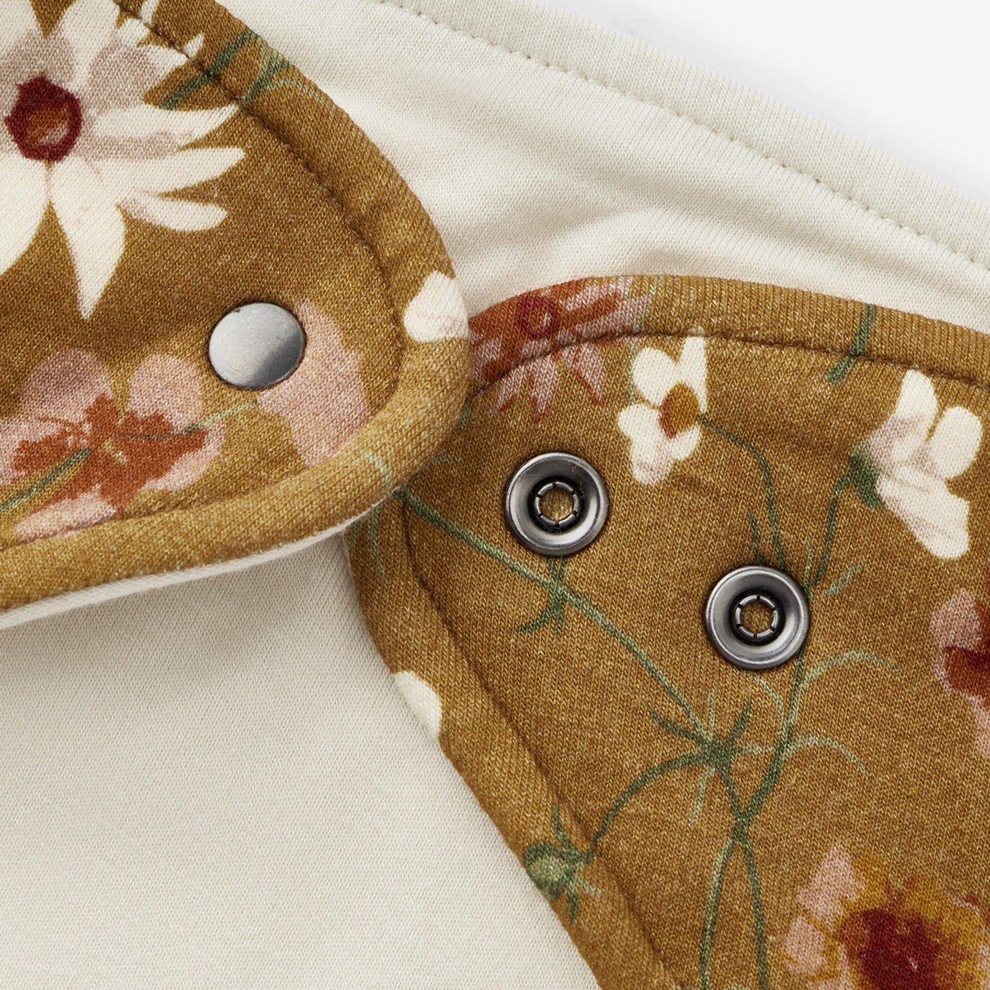 Wildflower Luxe Stretch Kerchief Bib