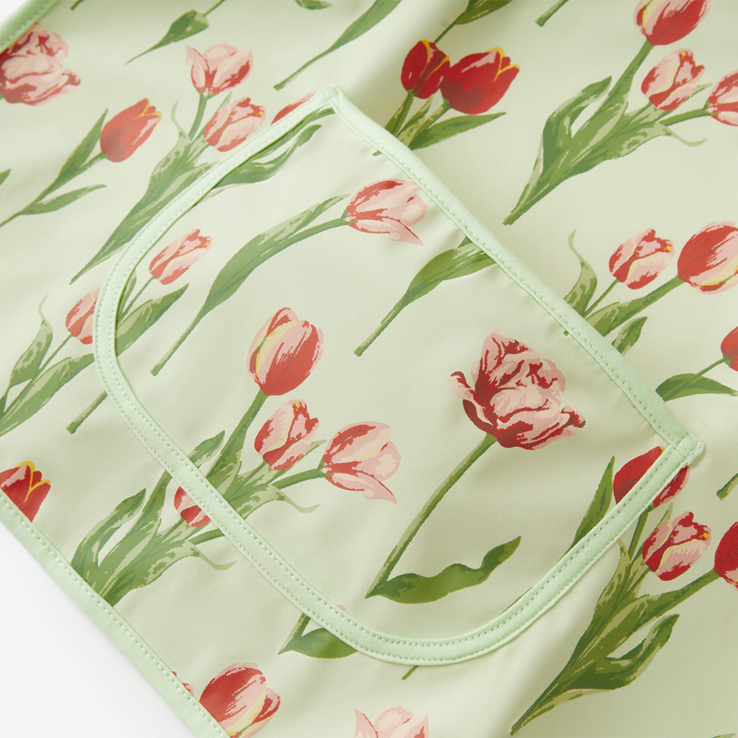Tulip Long Sleeve Pocket Bib
