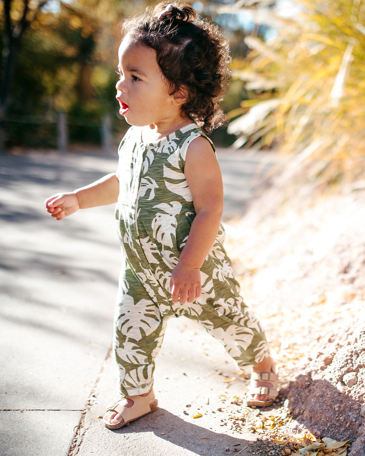 Island Leaf Silhouette Slub Cotton Sleeveless Jumper