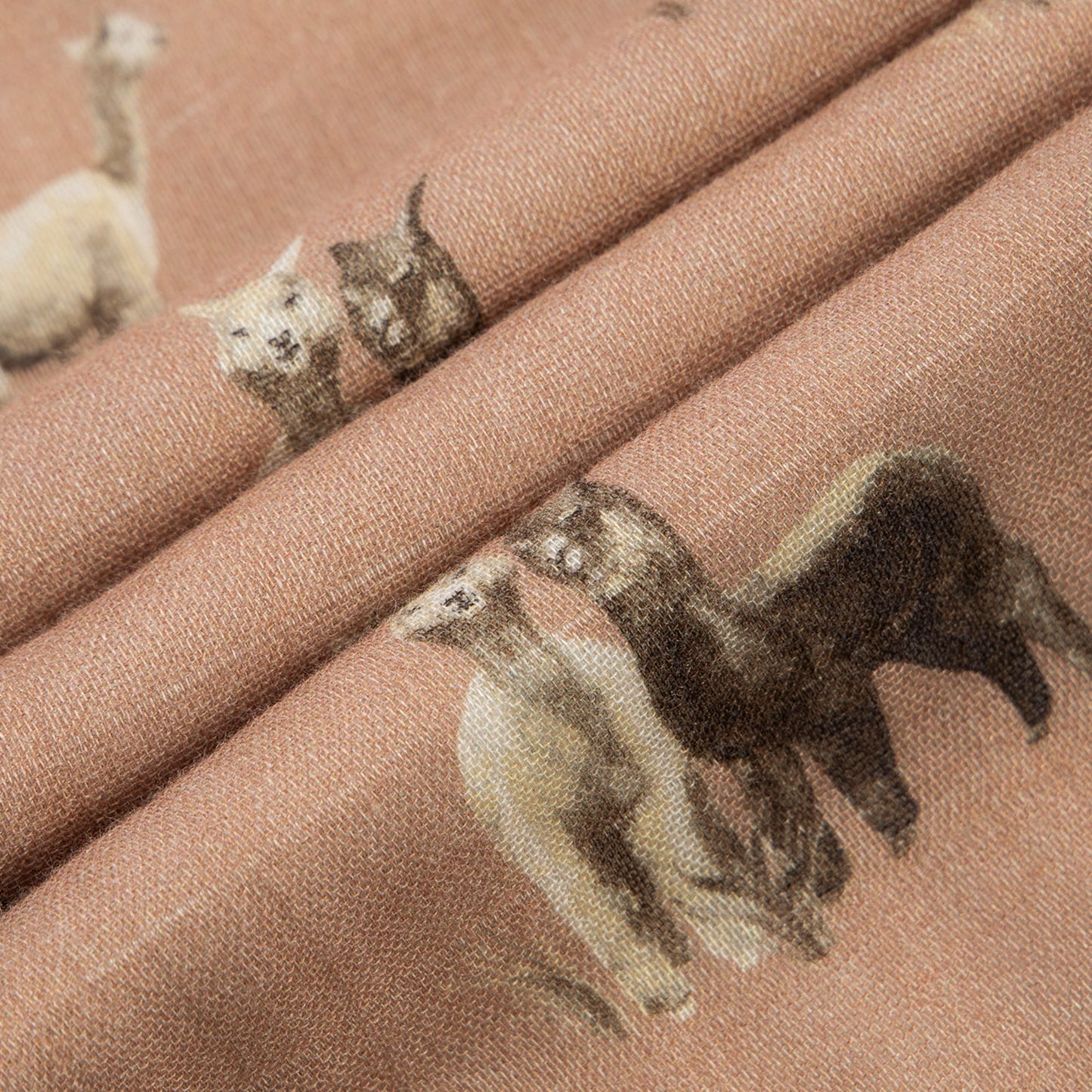 Alpaca Contour Four Layer Burp Cloth