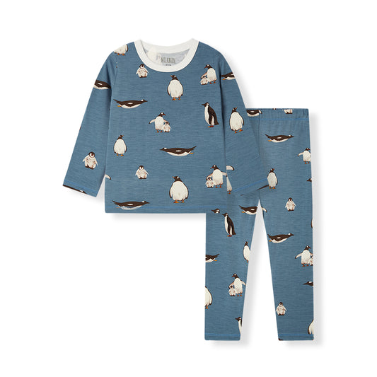 Cozy luxe stretch pajama set for kids with penguin winter print, soft long sleeve shirt and pants