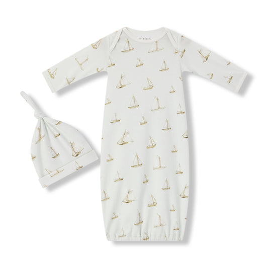 sailboat melody organic cotton newborn gown hat set