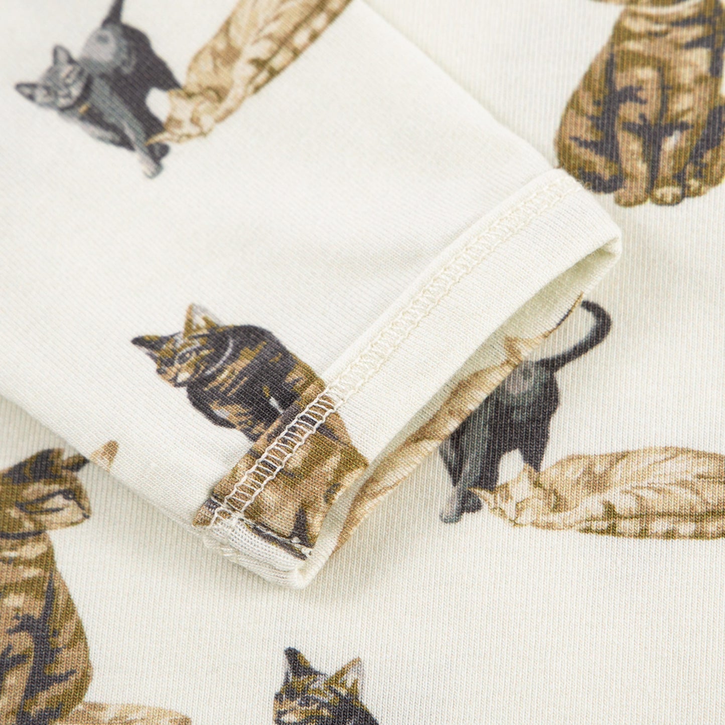 Cat Cotton Stretch Newborn Gown & Hat Set